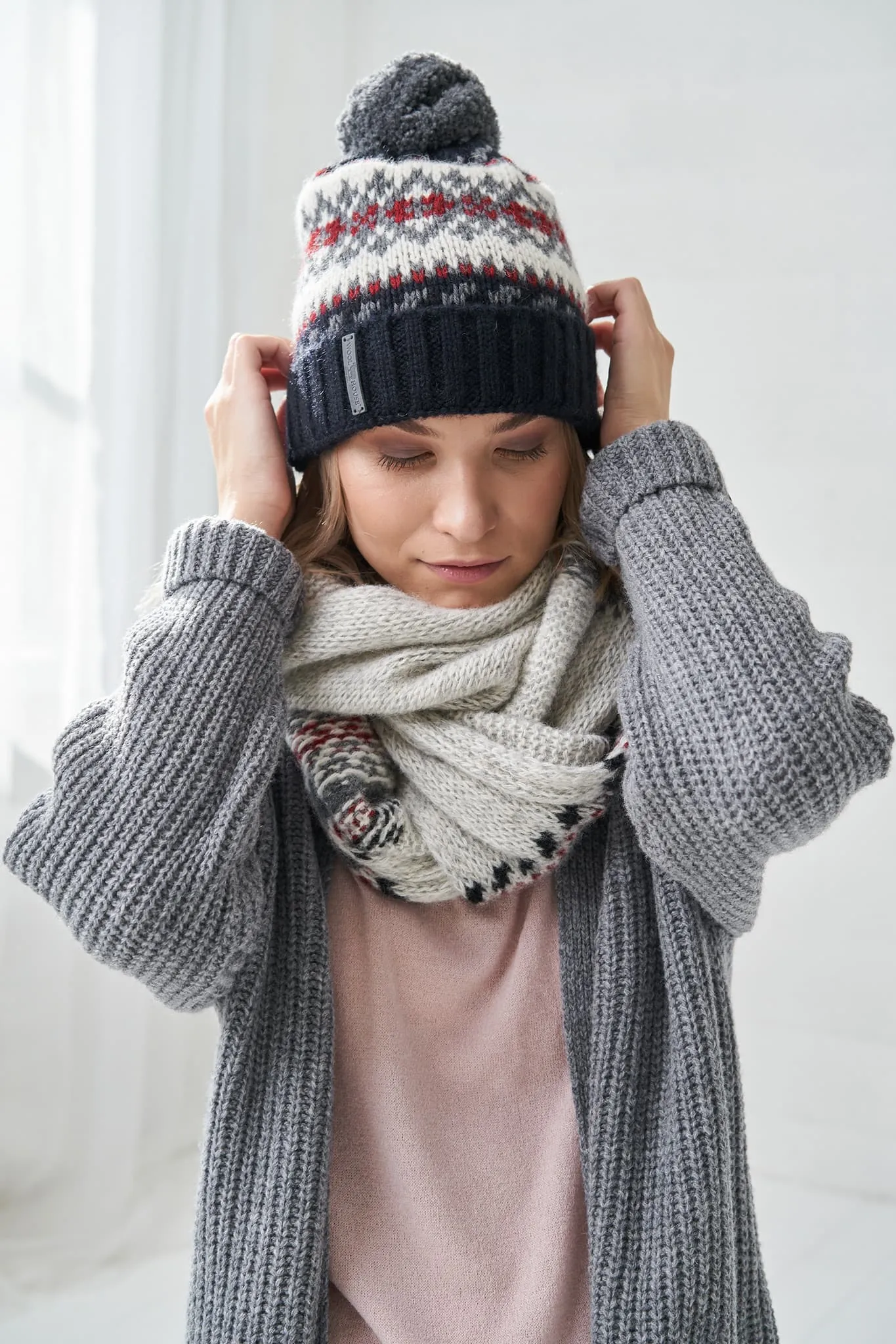 Brushed wool scarf